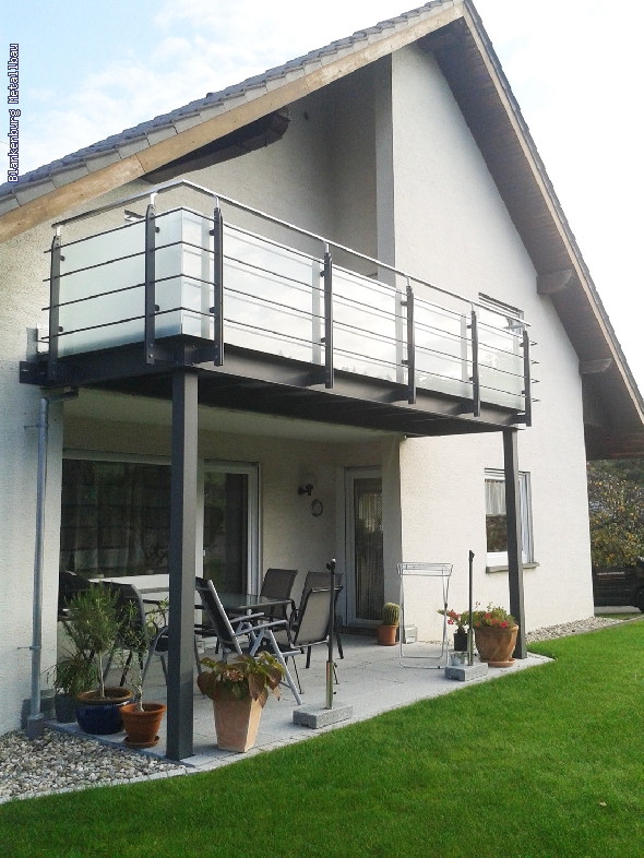 https://blankenburg-metallbau.de/bildergalerie/cache/vs_Balkone_Balkon-10.jpg