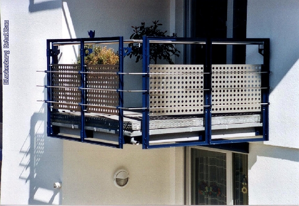 https://blankenburg-metallbau.de/bildergalerie/cache/vs_Balkone_Balkon-5.jpg
