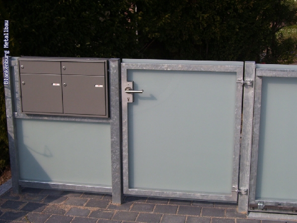 https://blankenburg-metallbau.de/bildergalerie/cache/vs_Tore_Tore-5.jpg