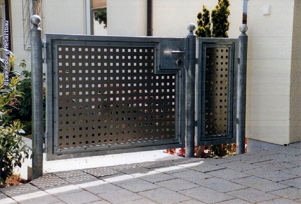 https://blankenburg-metallbau.de/bildergalerie/cache/vs_Tore_Tore-9.jpg